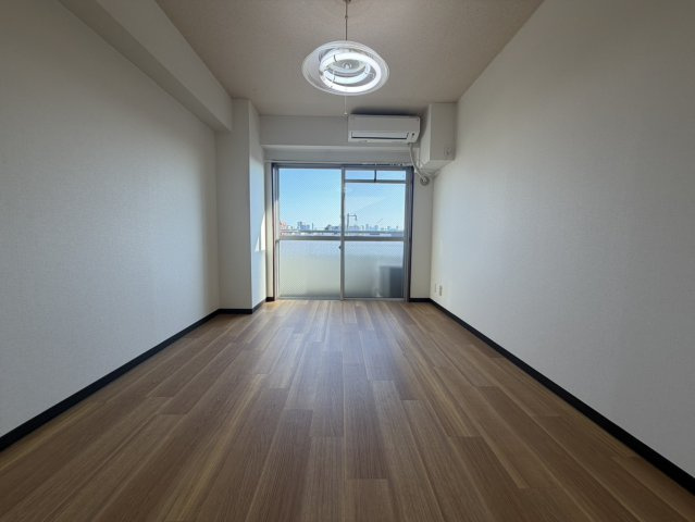 サンライズ末広1の寝室