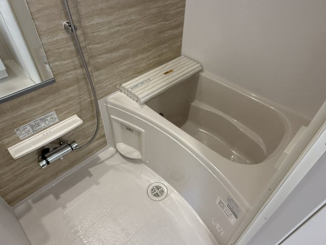 サンパレットの浴室|同建物別室参考写真