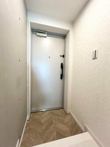 新宿ＷＥＳＴ　ＰＬＡＣＥの玄関