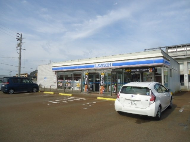 ヴィラ　ファミーユ　Ａの周辺|ローソン長岡喜多町店まで550m