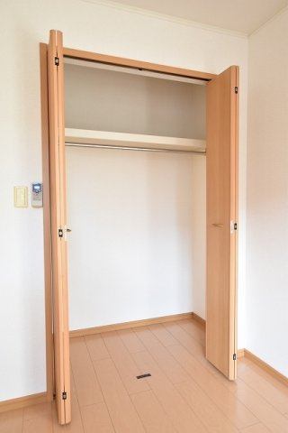 ヴィラ　ファミーユ　Ａの収納