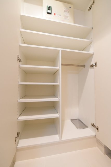 アイル銀座京橋壱番館の収納|靴入