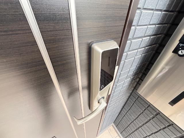 ハイバードの内装|電子キー