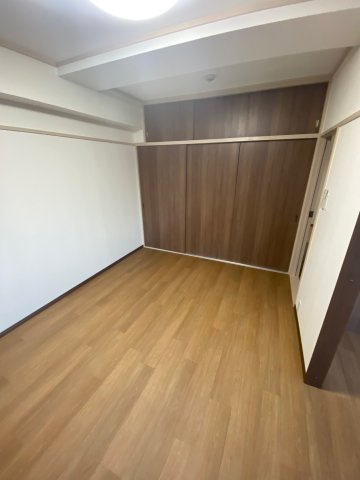 小出ビルの収納