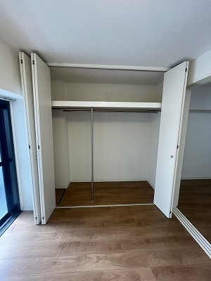 須賀マンションの収納