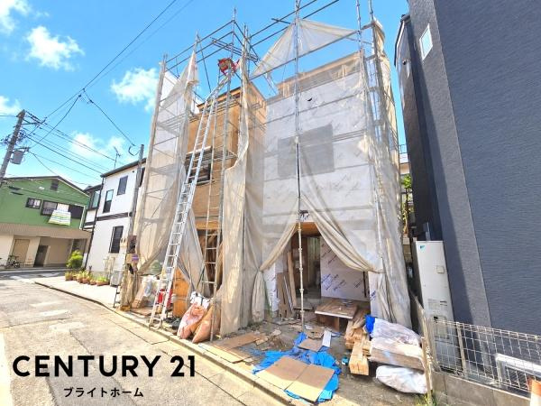 川崎市幸区紺屋町の新築一戸建の前面道路含む現地写真|閑静な住宅街につき住環境良好です♪
お気軽にお問い合わせください。