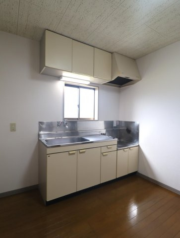 カーサケンポ Aのキッチン