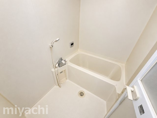 アーバンコート沖洲の浴室