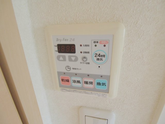 ＳＥＲＡＰＨ　ＣＯＵＲＴのその他