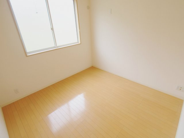ＳＥＲＡＰＨ　ＣＯＵＲＴの寝室