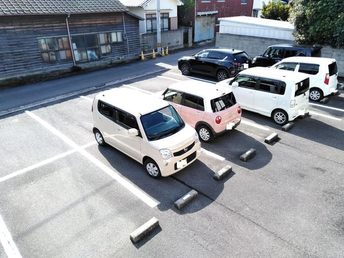 ヴィラ・グレイスの駐車場