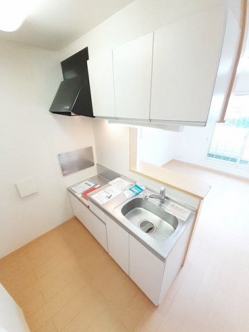 セレノ八王寺Ⅰのキッチン|コンパクトなキッチンで掃除もラクラク
