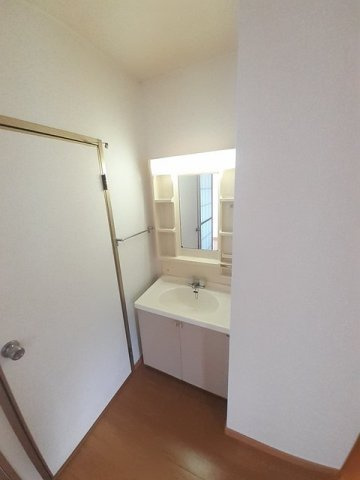 ベア立田の洗面所|コンパクトで使いやすい洗面所