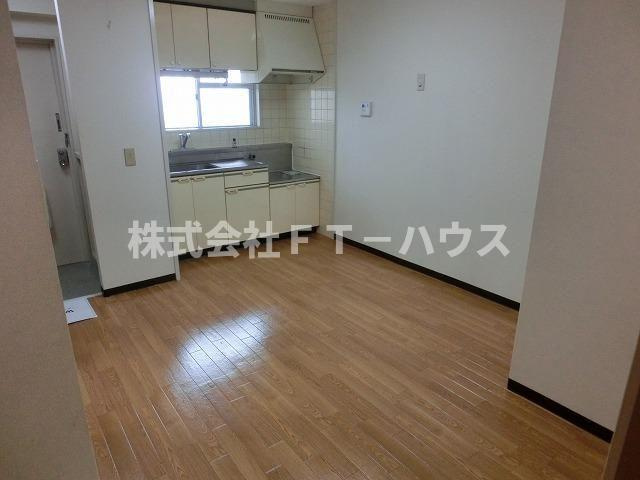 セゾンド船橋の居間・リビング