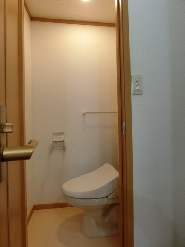 サニーリバーＡの玄関