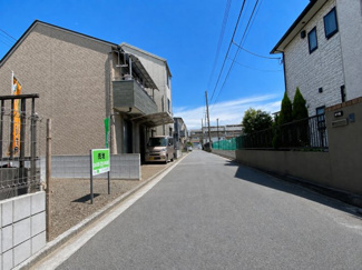 【前面道路含む現地写真】 | グランファミーロ弁天四丁目