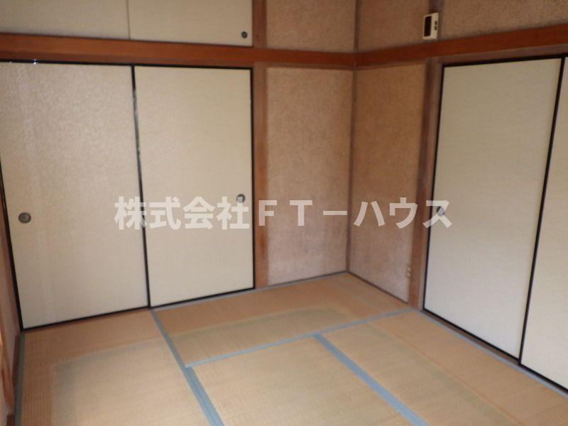 初美ハイツの寝室
