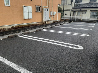 【駐車場】 | ラフィネ