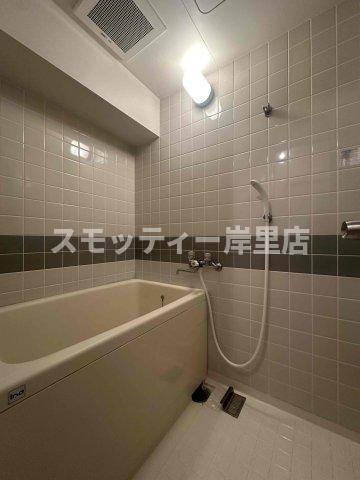 北畠西清川ビルの浴室
