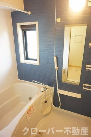 エレガンシア・ブローテⅡの浴室