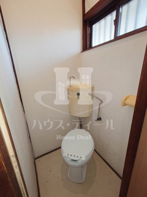 【トイレ】 | サンコーポ | ゆったりとした空間のトイレです