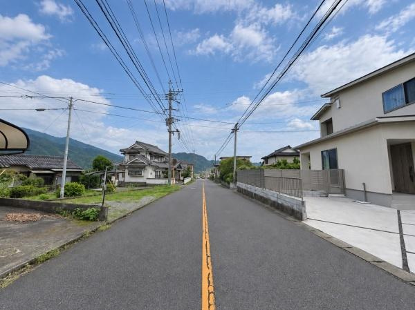 木上　戸建ての前面道路含む現地写真|前面道路含む現地(2026年9月撮影)