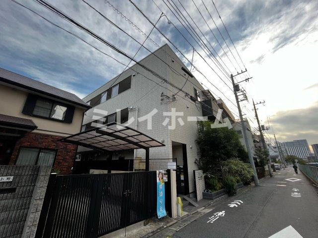ウェルスクエア蒲田EASTのエントランス