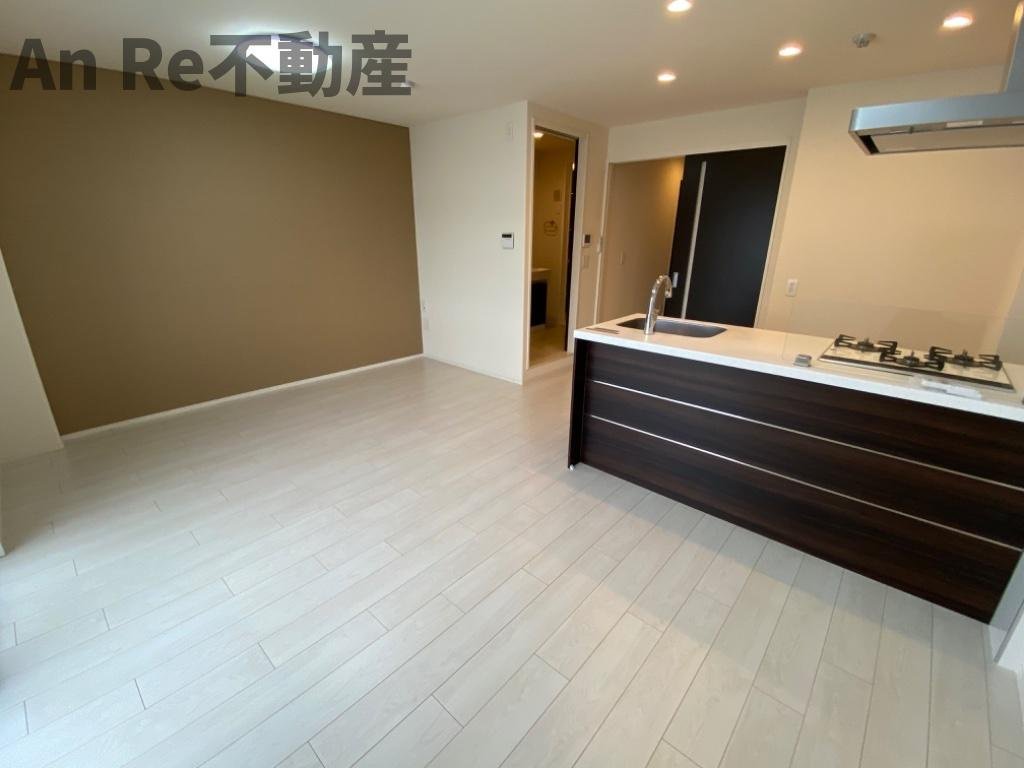 川口市赤井４丁目の賃貸マンションの居間・リビング