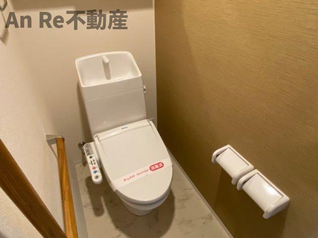 川口市赤井４丁目の賃貸マンションのトイレ