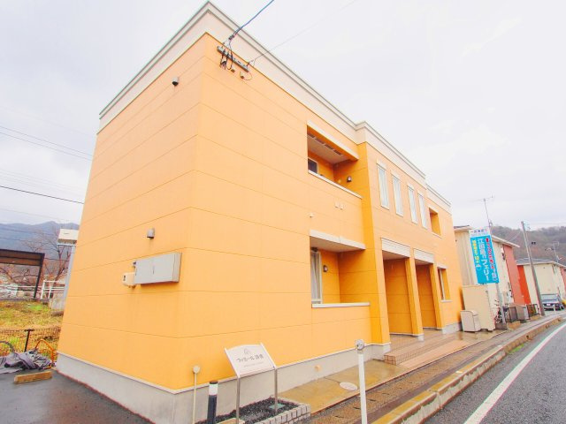 ファミール 詩音