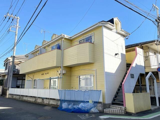 所沢市北所沢町のアパートの外観