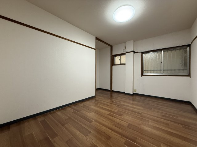 中央マンションの居間・リビング