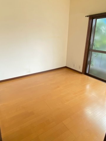 河内長野市上原町・中古戸建の洋室