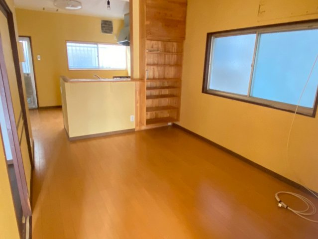 河内長野市上原町・中古戸建の居間・リビング