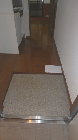 アーバンシャトー竹町の玄関