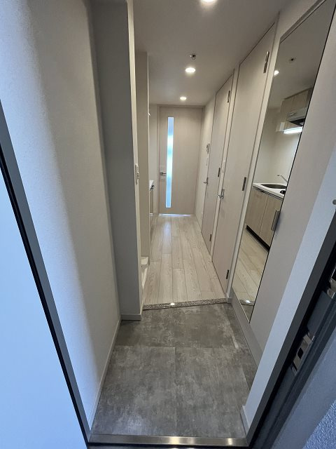 大阪市西淀川区野里２丁目の賃貸マンションの玄関|明るい玄関です