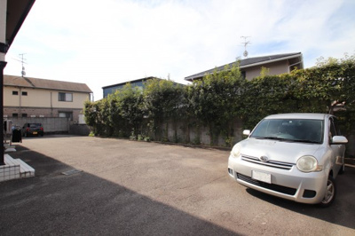 【駐車場】 | フィルフロイデ壱番館
