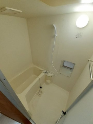 【浴室】 | クレストール西青 | コンパクトで使いやすいお風呂です