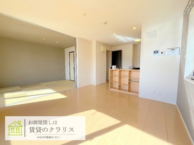 セジュール上西喜 B棟の居間・リビング