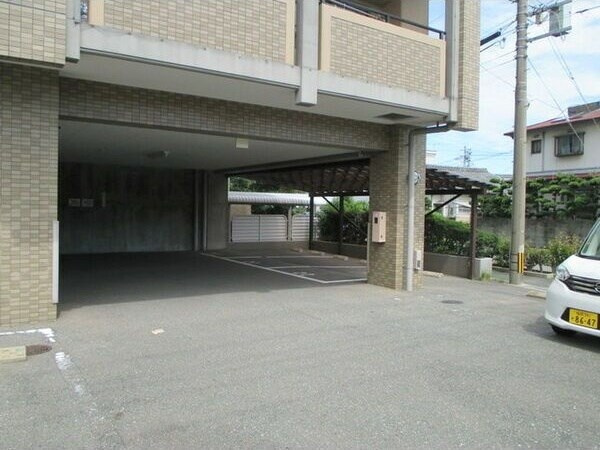 リーセント春町の外観