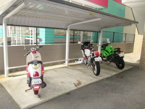 リーセント春町の外観
