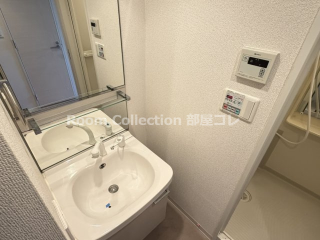 プレサンス名古屋STATIONビジュの洗面所|※同物件他部屋写真
反転、色違いの場合有
現況優先