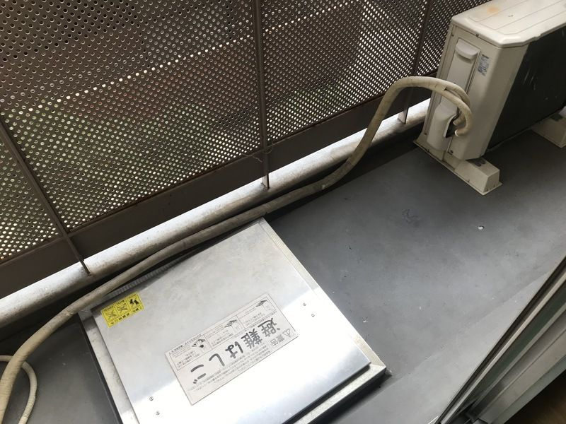 ダイドーメゾン岡本のバルコニー