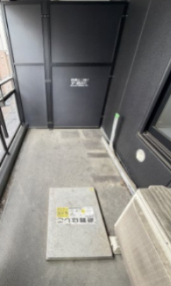 プレサンスレジェンド堺筋本町タワーのバルコニー