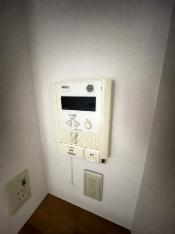 ルネシティ新在家南町１号棟のセキュリティ