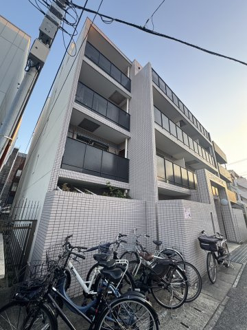 ダイドーメゾン岡本の外観