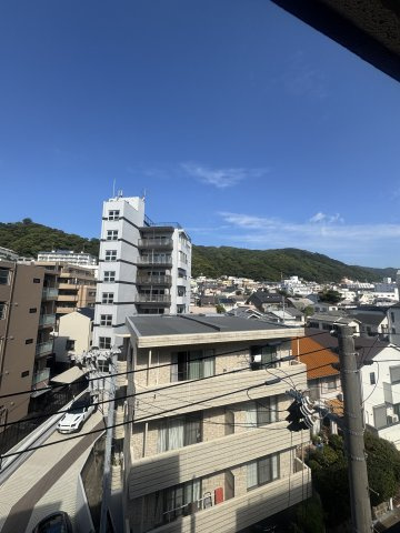 マンション諏訪山の展望