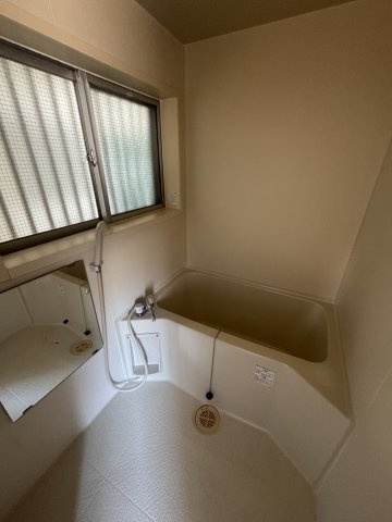 マンション諏訪山の浴室