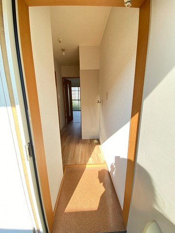 ヴィラ汐町　A棟の玄関