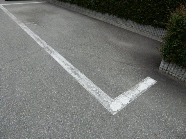 プラドＴ・Ｍの駐車場